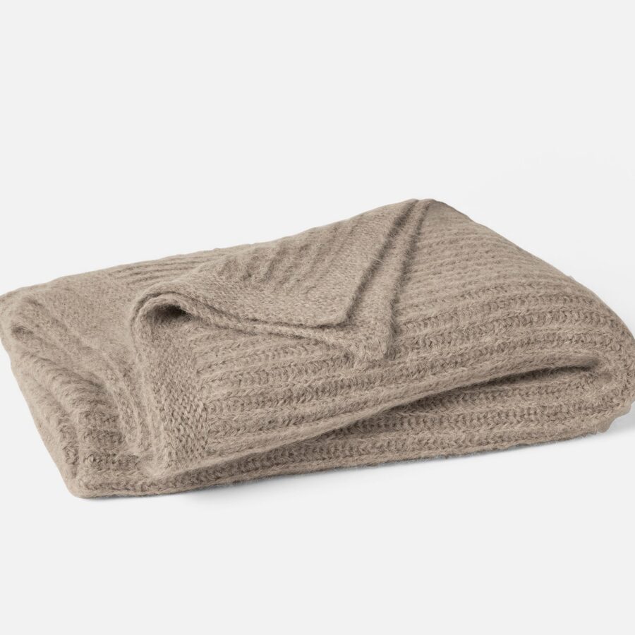 Knitted Textile Throw Blanket for Everyday Comfort Style 2