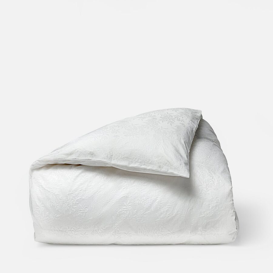 White Classic Sateen Duvet Cover for Everyday Style 3