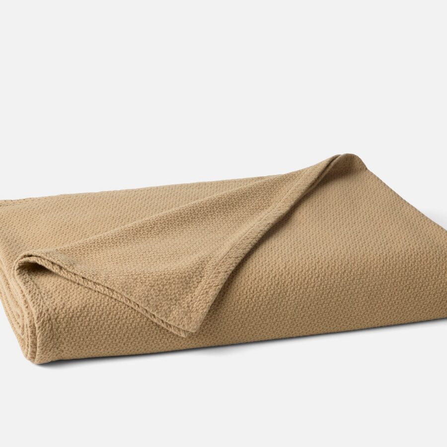 Fawn Classic Textile Bed Blanket for Everyday Comfort